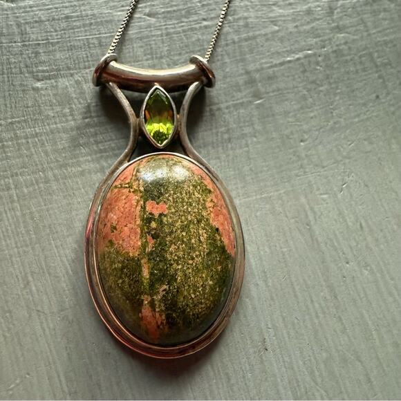 Sajen 925 Sterling Silver Unakite & Peridot Stone Pendant Necklace - Picture 2 of 11